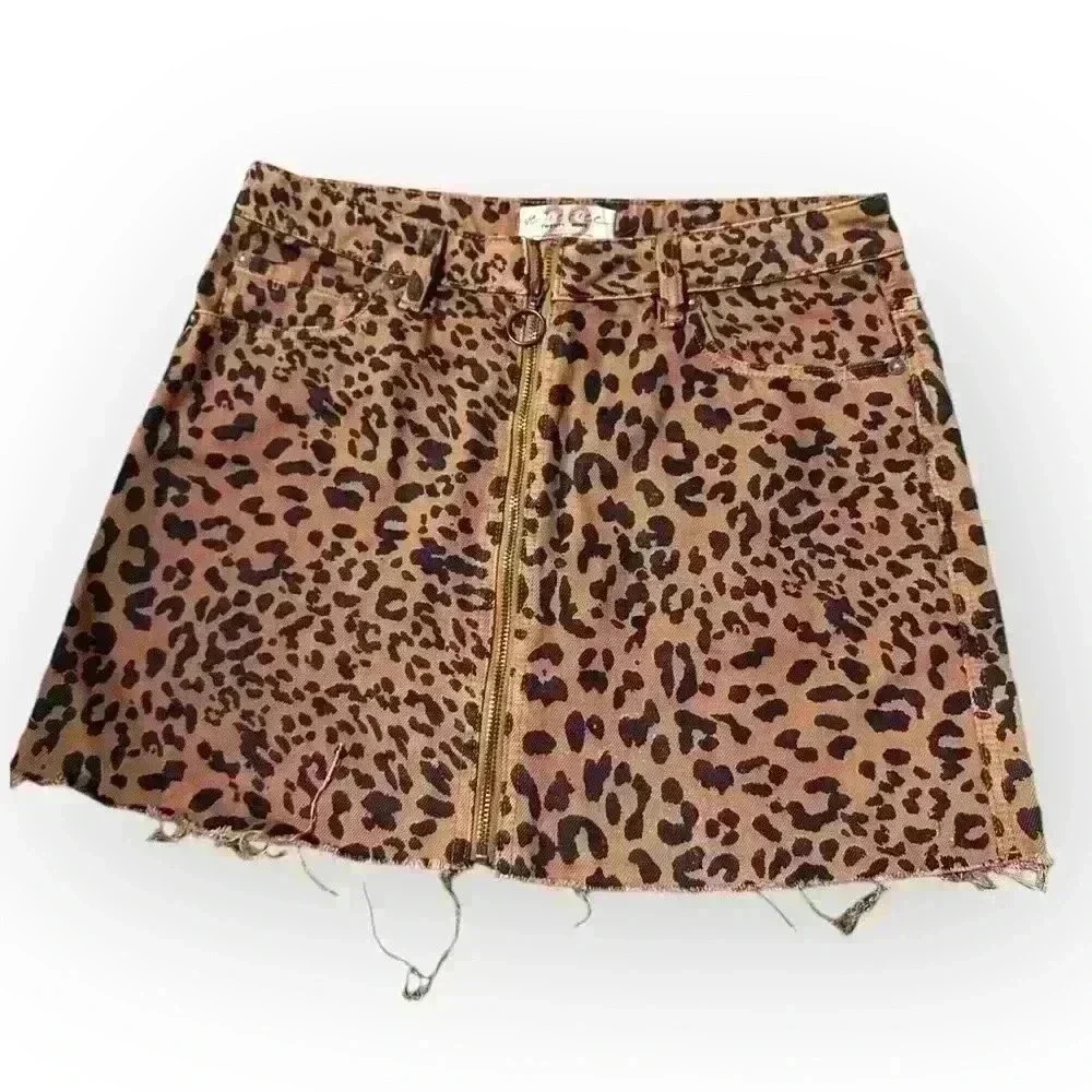 Free People Women's Zip It Up leopard Printed Mini Skirt size 29 waist